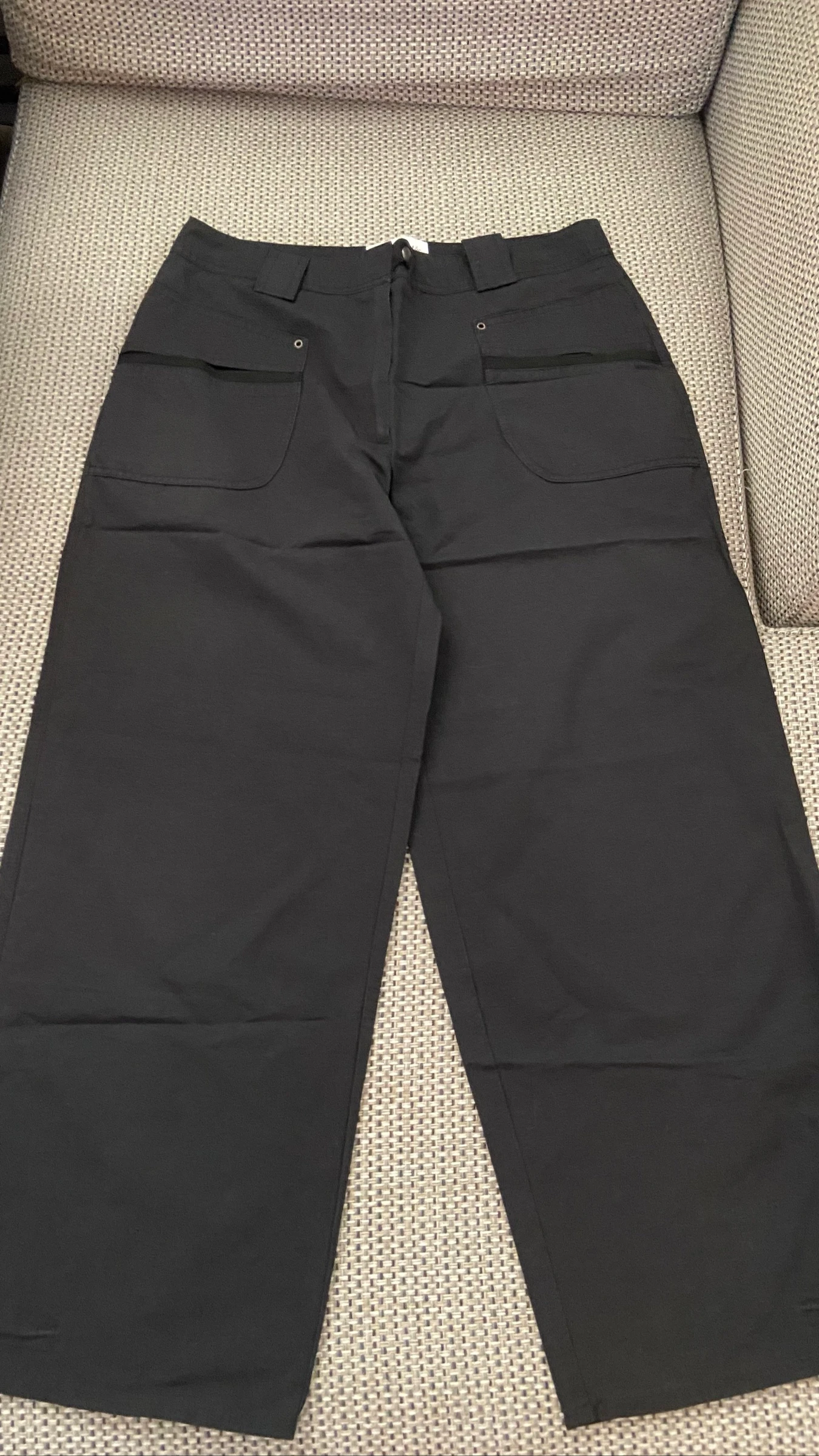 Pantalón corto negro en perfecto estado Talla 42 Vintage – photo 2